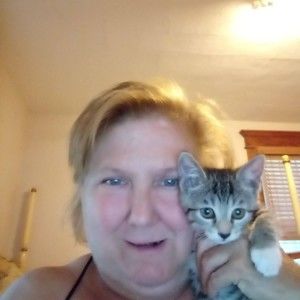 Meet your Posher, Joyce